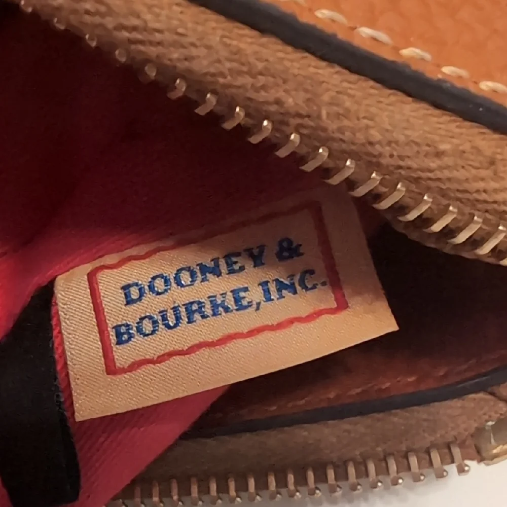 Dooney & Bourke Tan Leather Crossbody Bag - Picture 5 of 9
